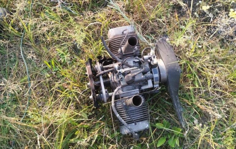 Фото для новини:Російський дрон ударив по АЗС на Чернігівщині: є поранений