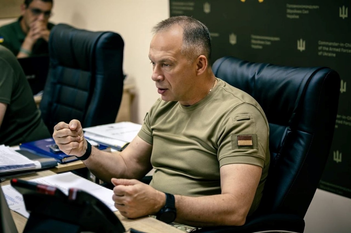 Фото для новини:Сирський відповів на нову тактику обстрілів РФ