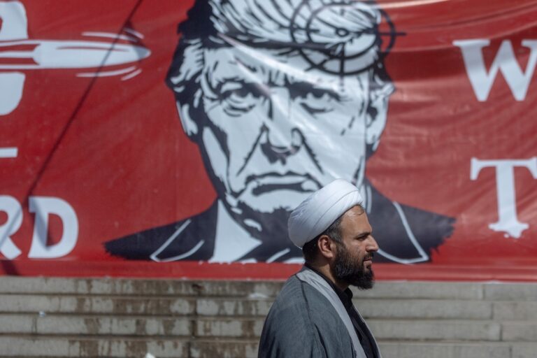 Фото для новини:США попередили Іран: переговори тривають, але тиск зростає