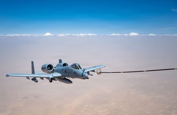 Фото для новини:США вдарили по мосту, який єднає Іран з Китаєм та Росією - ЗМІ