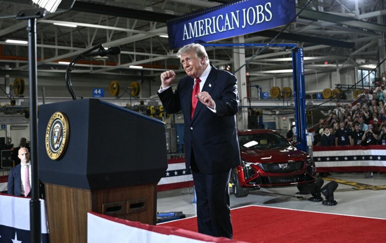 Фото для новини:Трамп: США й досі мають багато боєприпасів