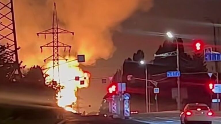 Фото для новини:У Бєлгороді поскаржилися на перебої з газом і водою після ракетних атак
