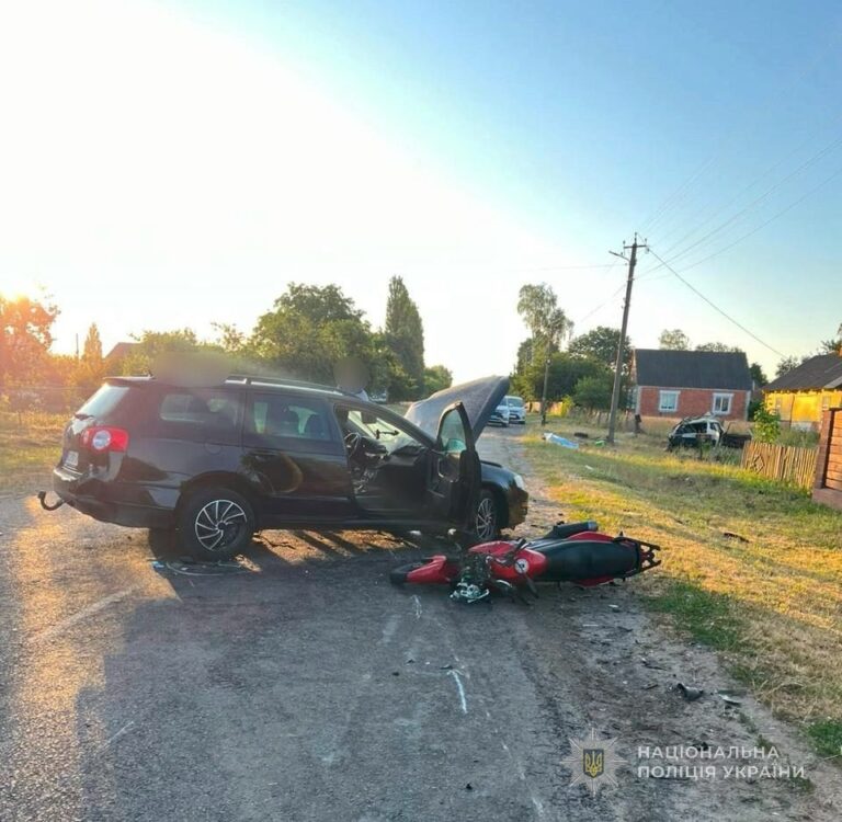 Фото для новини:У ДТП на Волині загинули двоє людей, шестеро постраждали