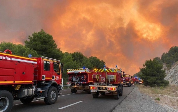 Фото для новини:У Франції вогонь знищив близько 930 гектарів лісу
