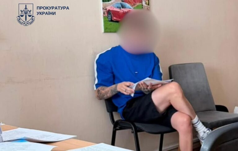 Фото для новини:У Києві затримали "бізнес-блогера", який ошукував інвесторів на 2,4 млн