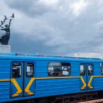 Фото для новини:У Київському метро пояснили, куди зникають поїзди опівночі