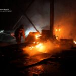 Фото для новини:У Запоріжжі після атаки палає підприємство