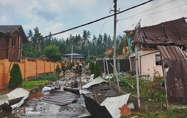 Фото для новини:Удар по виставці на Київщині: кількість загиблих зросла до 11