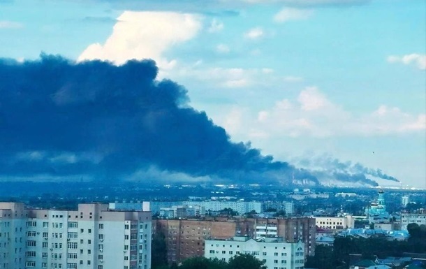 Фото для новини:Удари по РФ: мінус НПЗ, десять танкерів і пороми