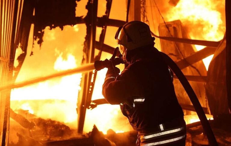 Фото для новини:В Дніпрі пролунав вибух: атаковано підприємство