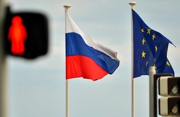Фото для новини:Відомо, хто заблокував нові санкції ЄС проти РФ