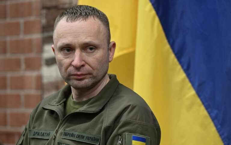 Фото для новини:ЗМІ назвали наступника Сирського