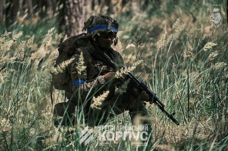 Фото для новини:170 боїв: Генштаб повідомив про ситуацію на фронті