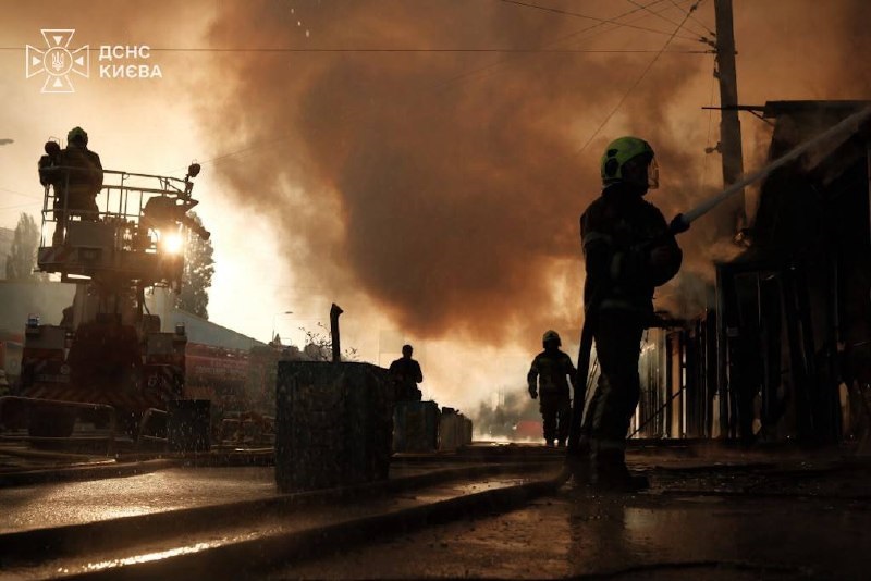 Фото для новини:Атака на Київ: кількість поранених зросла