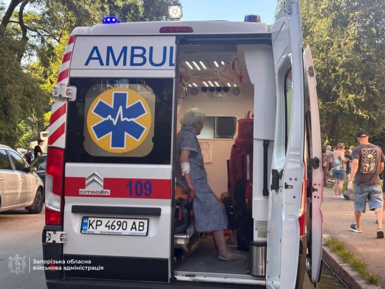 Фото для новини:Атака на Запоріжжя: кількість постраждалих зростає