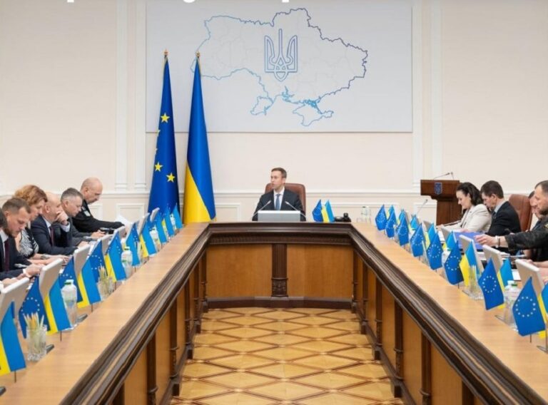 Фото для новини:Атаки в морі: є перші рішення з підтримки аграріїв