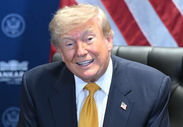 Фото для новини:Авіаносець імені Трампа: США готують безпрецедентний крок