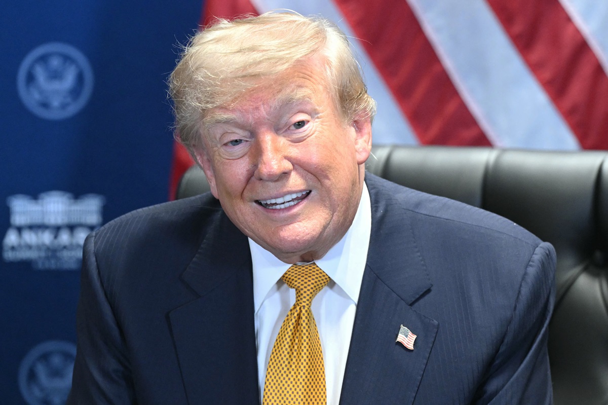Фото для новини:Авіаносець імені Трампа: США готують безпрецедентний крок