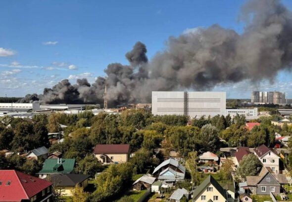 Фото для новини:Друга пожежа за добу: під Москвою палає склад