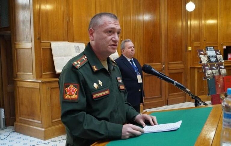 Фото для новини:Другий за день: у РФ поховали ще одного генерала
