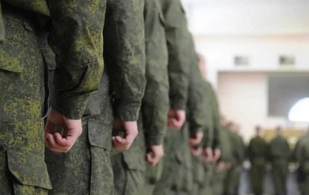Фото для новини:Дві третини російських регіонів платять вербувальникам контрактників