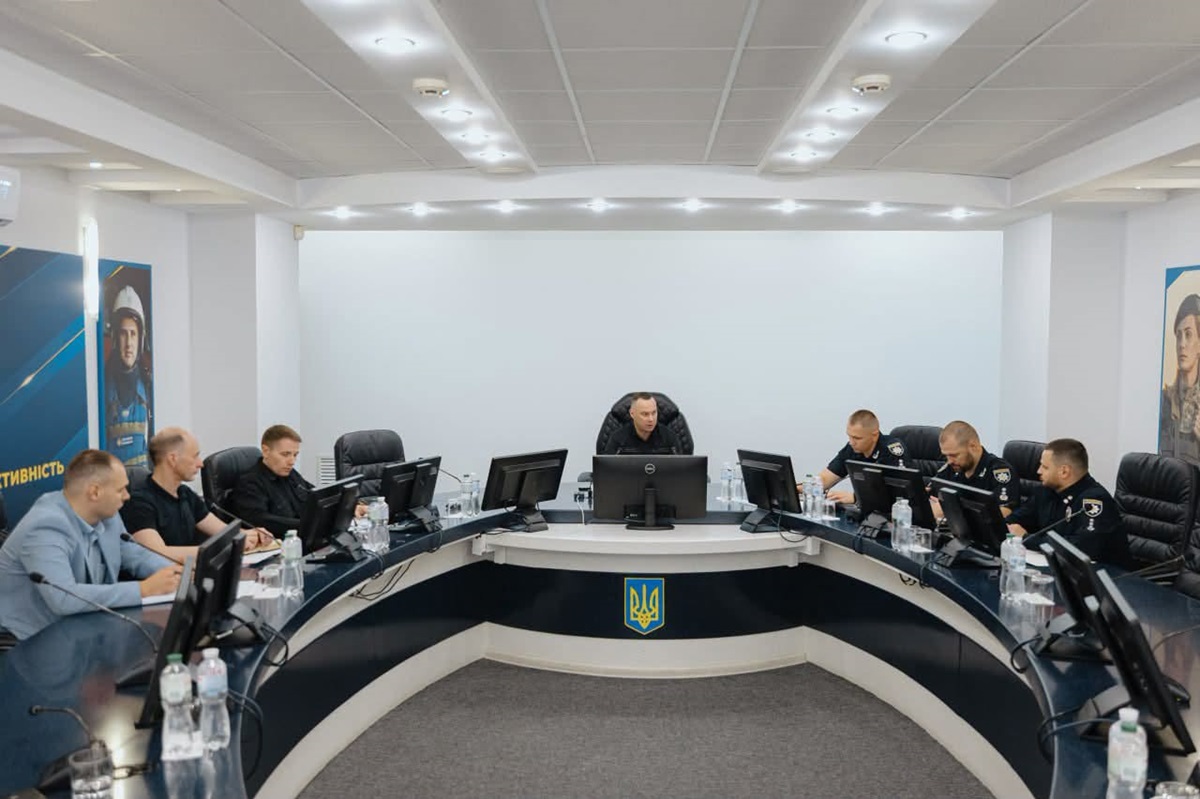 Фото для новини:Камери та "Фантоми": в Україні готують нові правила для водіїв