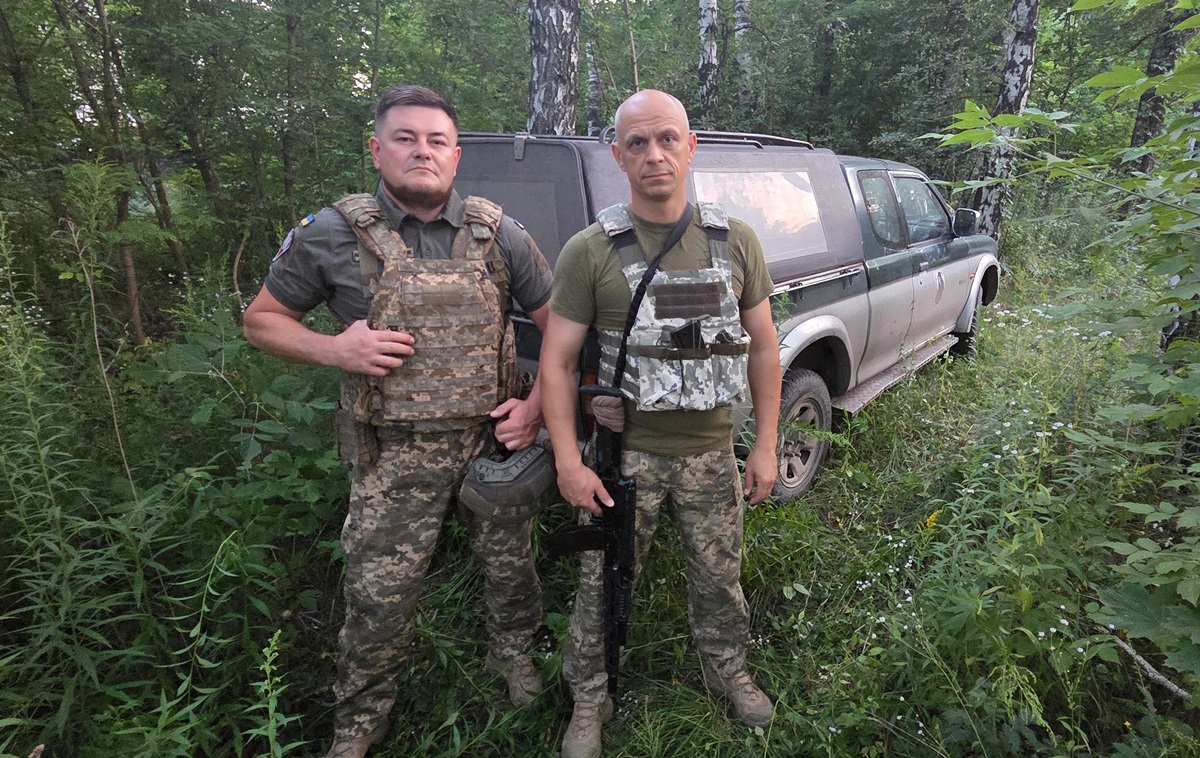 Фото для новини:Коли мовчить зв'язок -  мовчить уся бригада. Зв'язківці просять допомоги