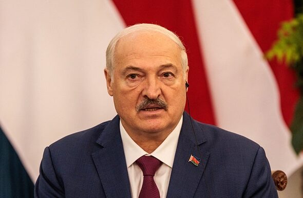 Фото для новини:Лукашенко відправить на кордон з Україною 500 "дармоїдів"