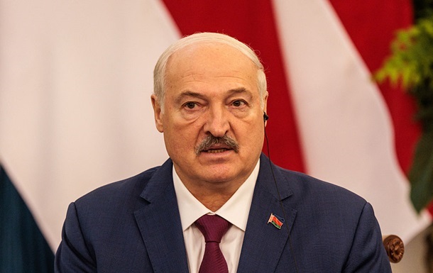 Фото для новини:Лукашенко відправить на кордон з Україною 500 "дармоїдів"