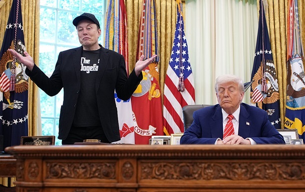 Фото для новини:Маск виділить $100 млн: ЗМІ розповіли про примирення з Трампом