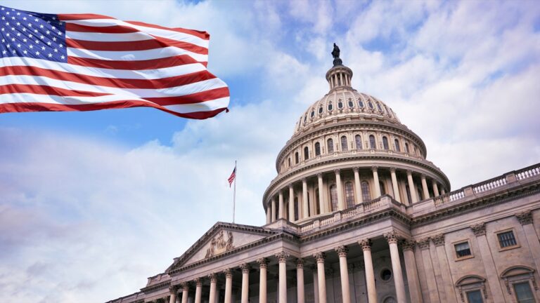 Фото для новини:Мита Трампа ускладнили ухвалення санкцій РФ