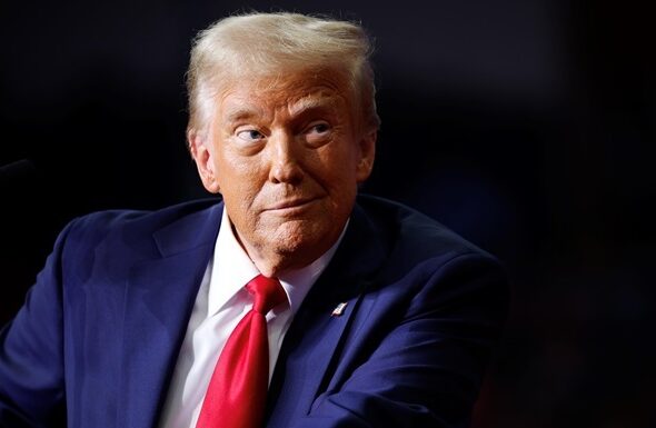 Фото для новини:"На черзі океани": Трамп перейменував озеро в Канаді