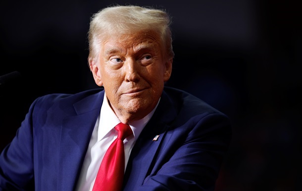 Фото для новини:"На черзі океани": Трамп перейменував озеро в Канаді