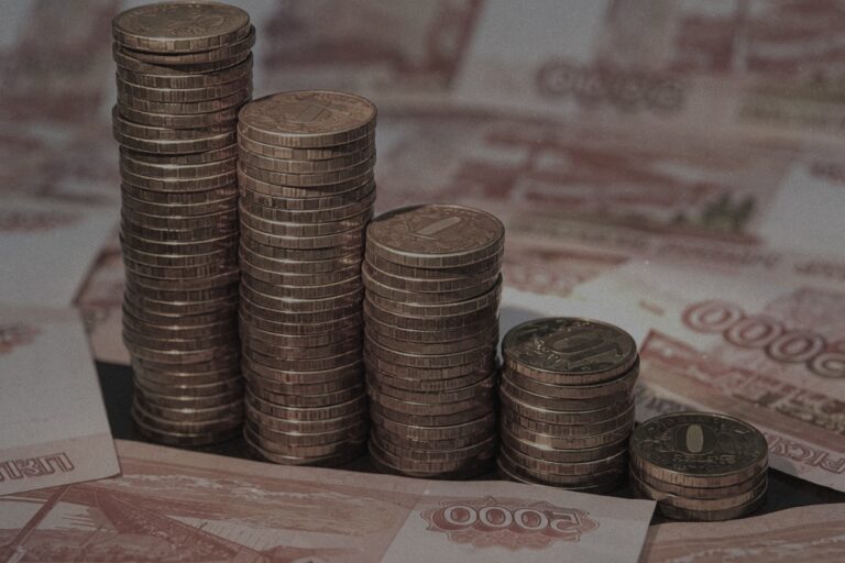 Фото для новини:Нафта вже не рятує: бюджет РФ пішов у мінус