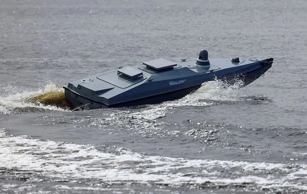 Фото для новини:Новітні морські дрони Magura уразили РЛС в Криму