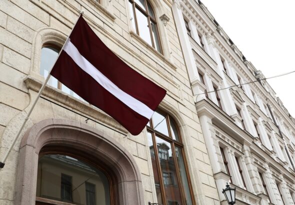 Фото для новини:Підпал оборонної компанії в Естонії: у Латвії взяли під варту трьох людей