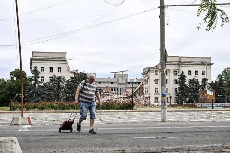 Фото для новини:Росіяни били дронами по Херсонщині: є загибла та поранені