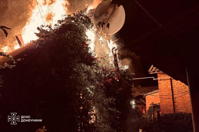 Фото для новини:Росіяни вдарили по Словʼянську фугасними авіабомбами