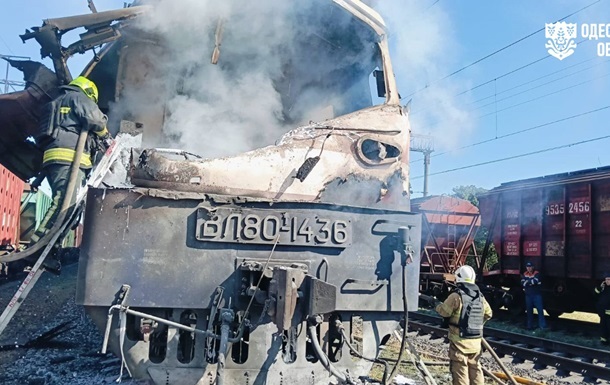Фото для новини:Росіяни вдруге за день вдарили по поїзду на Одещині