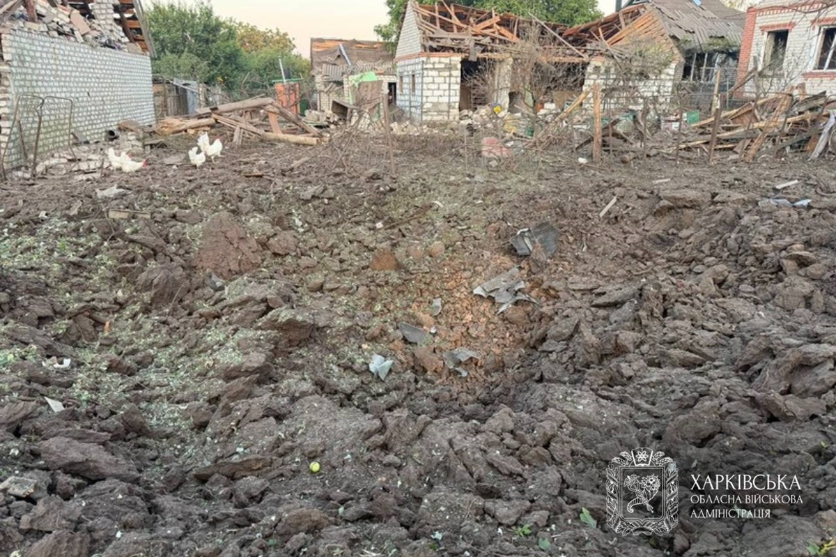 Фото для новини:Росіяни знову вдарили по Ізюму: серед постраждалих є дитина