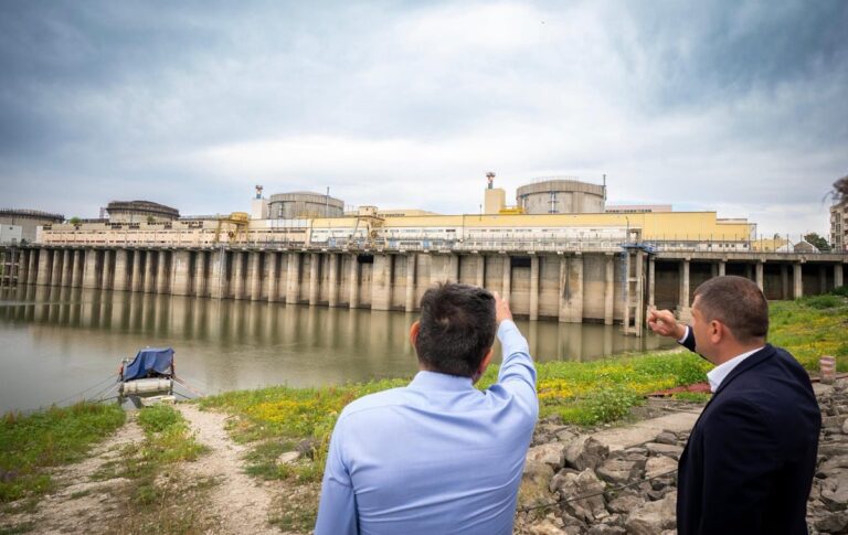 Фото для новини:Румунська АЕС уникла зупинки: рівень води в Дунаї піднявся