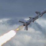 Фото для новини:Сікорський закликав збивати ракети РФ над Україною