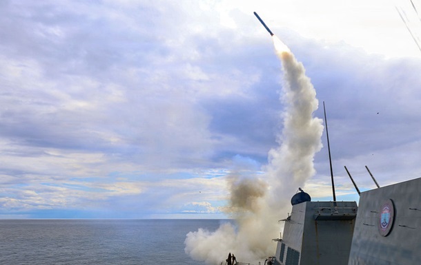 Фото для новини:США придбають ракети Tomahawk на $23 млрд