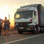 Фото для новини:У Києві через спеку обмежили рух вантажівок