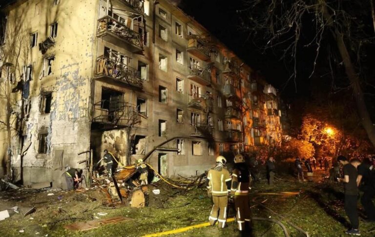 Фото для новини:У Києві зросла кількість загиблих після атаки РФ