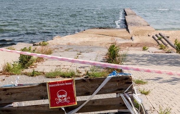 Фото для новини:У Коблево стався вибух у морі, є жертви