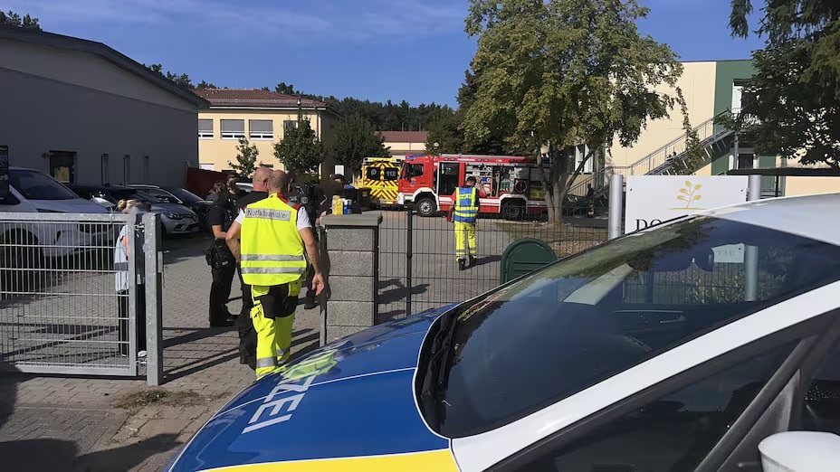 Фото для новини:У Німеччині стався напад у школі: двоє загиблих, підозрюваного затримали