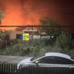 Фото для новини:У Сизрані палає НПЗ після атаки дронів - соцмережі