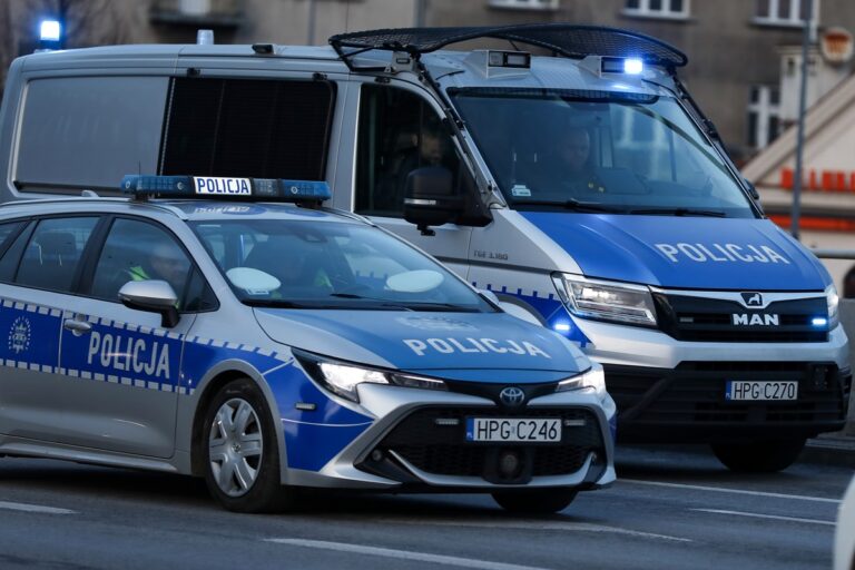 Фото для новини:У Вроцлаві жінка з ножами погрожувала українцям