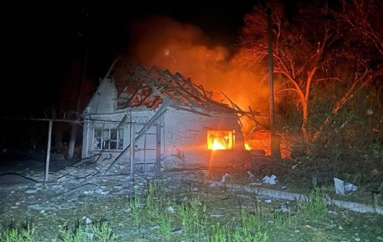 Фото для новини:У Запоріжжі через обстріл поранено троє людей